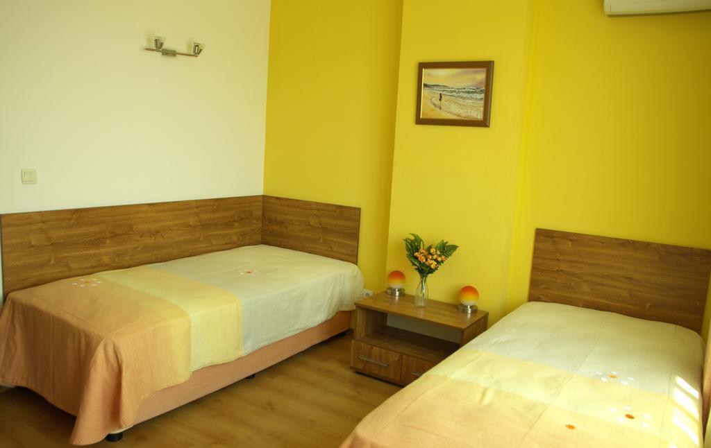 Hotel Sany Primorsko Exterior photo